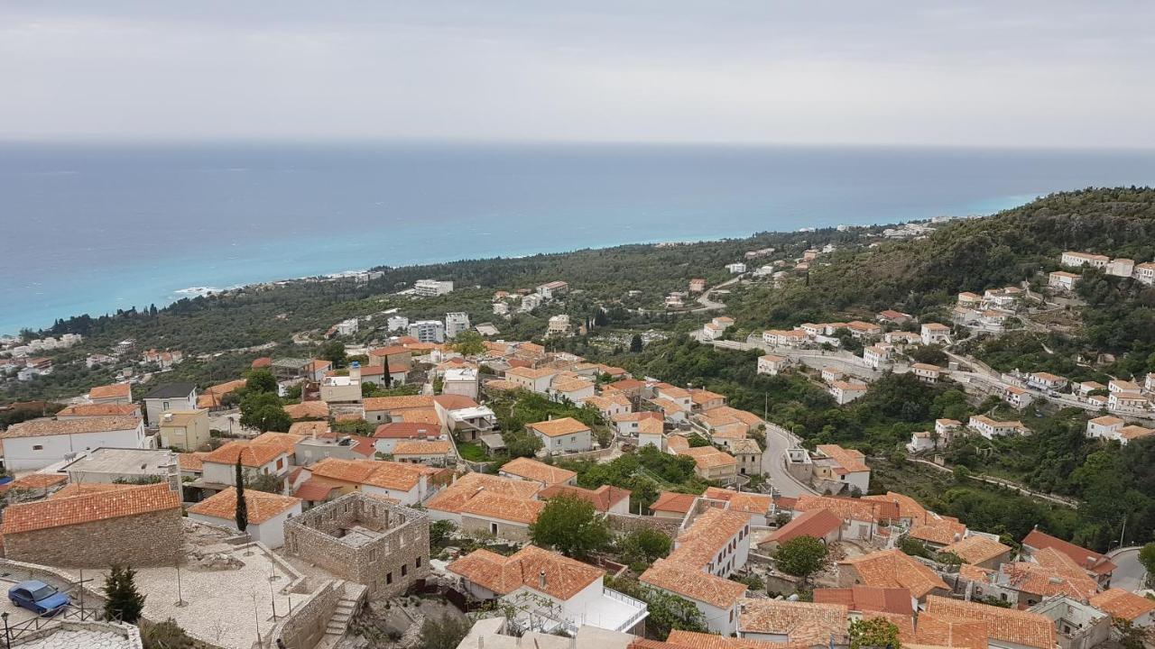 Endless Blue Apartments Dhërmi Екстериор снимка